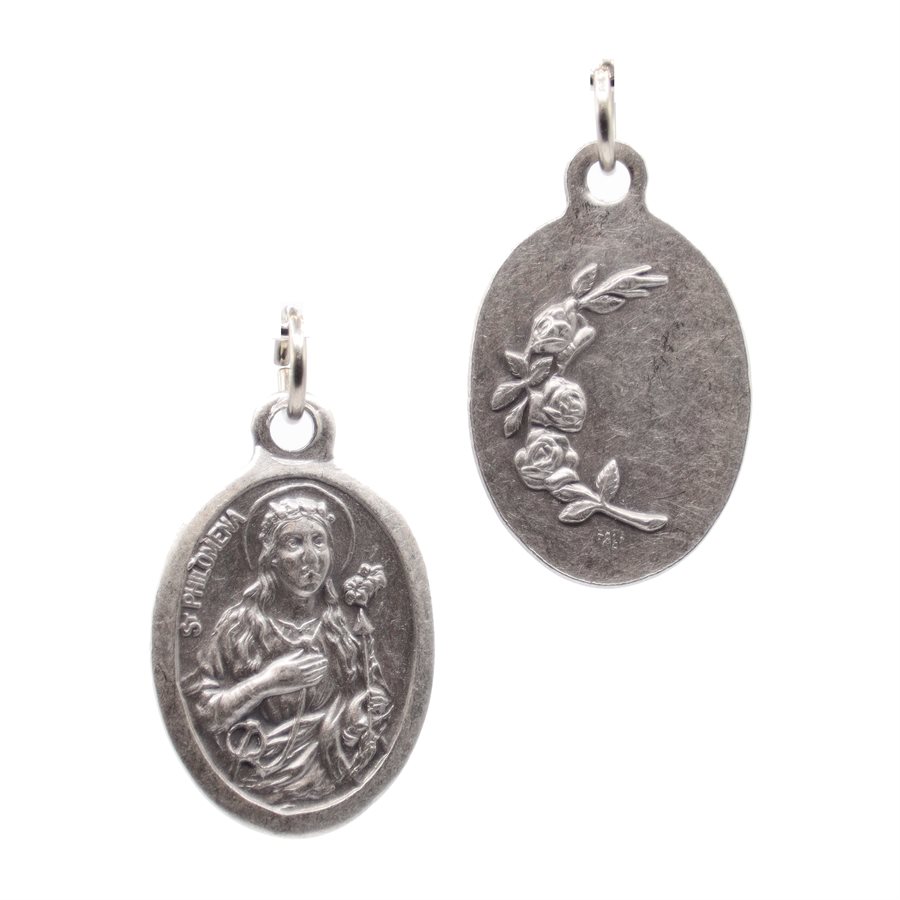 Médaille Sainte Philolmène, métal oxydé / un