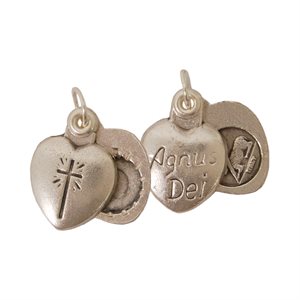 "Agnus Dei" Oxidized Heart-Shaped Charm / ea